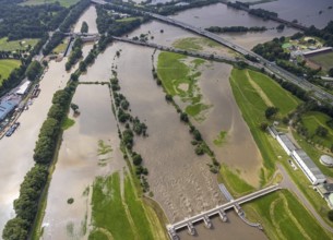 Aerial photograph, Ruhr floods, floods at the Styrum waterworks, Raffelberg lock, Styrum - South,
