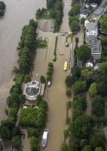 Aerial view, Ruhr flood, flooding, Ruhrschleuse Mülheim, Altstadt I - Südwest, Mülheim an der Ruhr,