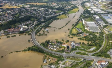 Aerial photo, Ruhr flood, flooding, Ruhr bridge Bochumer Straße, Hattingen, Ruhr area, North