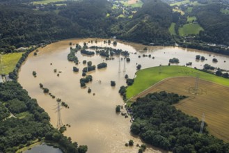 Aerial photo, Ruhr flood, flooding, Ruhrschleife Isenbergstraße, Hattingen, Ruhr area, North