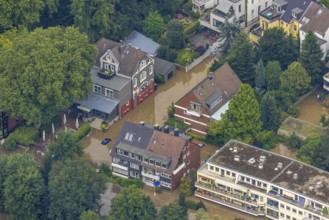 Aerial photo, Ruhr floods, floods at Laupendahler Landstraße in Essen-Werden, Werden, Essen, Ruhr