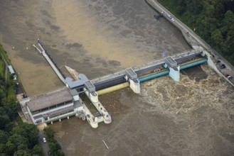Aerial photo, Ruhr flood, flooding, Lake Baldeney weir Essen-Werden, Essen-Bredeney, Essen, Ruhr