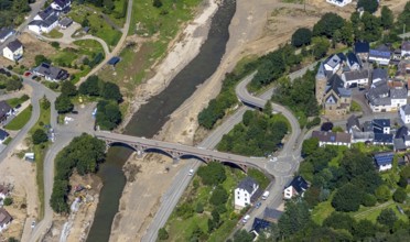 Aerial view, flood area at the river Ahr with bridge Kapellenstraße and catholic parish church St.