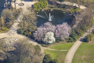 Aerial view, fountain in HeubergPark, Wesel, Ruhr area, Lower Rhine, North Rhine-Westphalia,