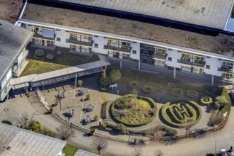 Aerial view, Nikolaus-Stift retirement home, artistic garden green space, Wesel, Ruhr area, Lower