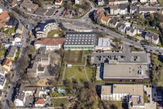 Aerial view, Pferdebachstraße corner Hörder Straße, Harkortschule and sports hall, Edeka