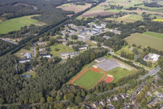 Aerial view, Schill barracks with sports field in the district Blumenkamp in Wesel, Lower Rhine,
