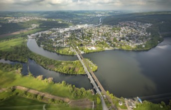 Aerial view, town view Wetter with railway bridge and Obergrabenbrücke Friedrichstraße over the