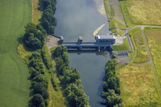 Aerial view, Wasserwerke Westfalen GmbH, river Ruhr with hydropower plant Echthausen, Echthausen,