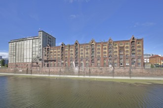 Old factory site, building, commercial harbour, Magdeburg, Saxony-Anhalt, Germany