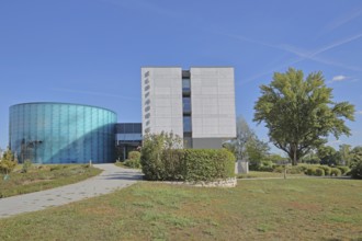 Modern building from the company Elbfabrik, Frauenhofer, Magdeburg, Saxony-Anhalt, Germany
