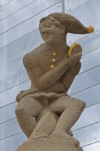 Eulenspiegel fountain, monument to Till Eulenspiegel, sculpture, figure, Eulenspiegel fountain,