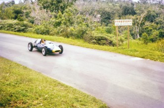 Cooper Climax racing car though to be driven by Peter Cowling, motor racing event, Gap Hill Climb,