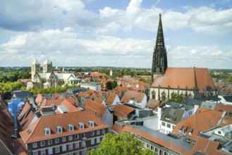 Aerial view, old town with St Paul's Cathedral and St Lambert's Catholic Church, Münster, North