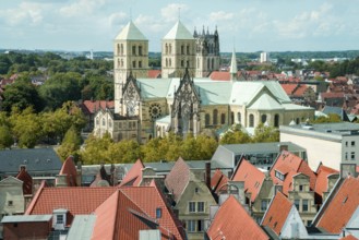 Aerial view, old town with St Paul's Cathedral, Münster, North Rhine-Westphalia, Germany