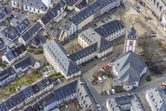 Aerial view, Old Town with Town Hall and St. Nicholas Church, Krämergasse and Kornmarkt,