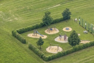 Aerial view, playground In der Schlade, Hillmicke, Wenden, Sauerland, North Rhine-Westphalia,