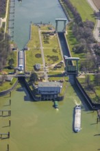 Aerial view, harbour Emmelsum, lock Friedrichsfeld, lock road, river Rhine, Rhine estuary