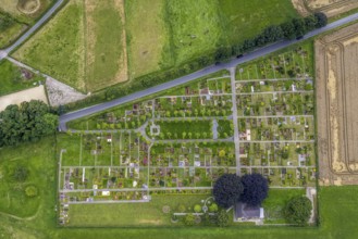 Aerial photograph, Lünern cemetery, Unna, Ruhr area, North Rhine-Westphalia, Germany, burial site,