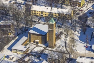 Aerial view, Paul-Gerhardt-Kirche, evang. family centre Unterm Regenbogen, Königsborn, Unna, Ruhr
