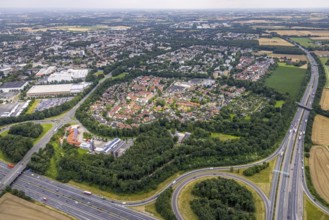 Aerial view, housing estate Am Kastanienhof am Autobahnkreuz Dortmund Unna, Unna, Ruhr area, North