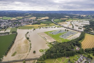 Aerial photo, Ruhr flood, Ruhr bridge of the Sauerland line A45, motorway bridge A45, Wandhofen,