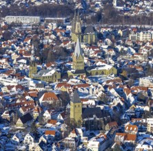 Aerial view, old town centre Soest, half-timbered houses, church St.. Petri (Alde Kerke), Church St