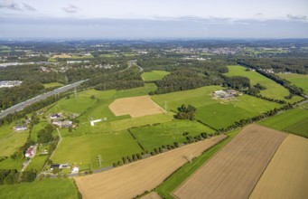 Aerial view, Farm Simon surrounded by meadows and fields between Gevelsberger Straße and Hattinger