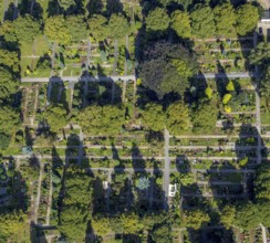 Aerial view, cemetery Öhde, also evang. cemetery Schwelm, in the district Öhde in Schwelm, Ruhr
