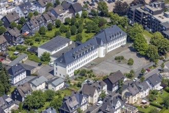 Aerial photo, Gemeinschaftsgrundschule Am Hohenstein, Olpe-Stadt, Olpe, Sauerland, North