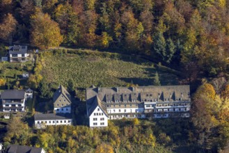 Aerial view, dilapidated old people's home St. Raphäl in Schützenstraße corner Unterm Hömberg in