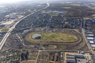 Aerial view, Former racecourse becomes a residential neighbourhood, Project Living by the lake at