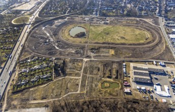 Aerial view, Former racecourse becomes a residential neighbourhood, Project Living by the lake at