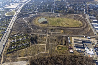 Aerial view, Former racecourse becomes a residential neighbourhood, Project Living by the lake at