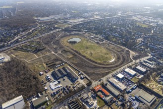 Aerial view, Former racecourse becomes a residential neighbourhood, Project Living by the lake at
