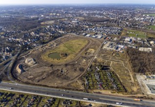 Aerial view, Former racecourse becomes a residential neighbourhood, Project Living by the lake at