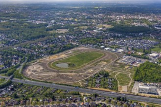 Aerial view of the former trotting track in the Hillerheide district, ISEK project Wohnen am