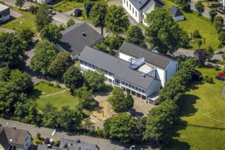 Aerial photo, catholic primary school Franz-Hitze-Schule, Rhode, Olpe, Sauerland, North