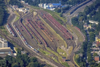 Aerial view, freight yard and marshalling yard Oberhausen West in the district Lirich in