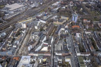 Aerial photo, Bert-Brecht-Haus, Paul-Reusch-Straße, Friedensplatz, police station, house facade