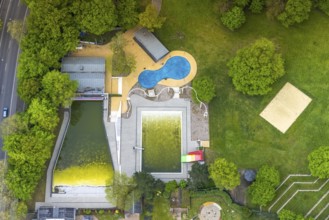 Aerial view, Revierpark Vonderort with Solbad Vonderort in Osterfeld, algae in swimming pool,