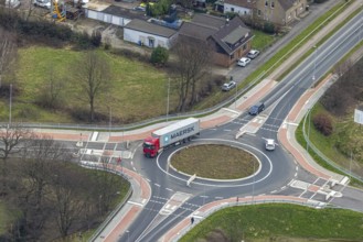 Aerial view, roundabout Weißensteinstraße at the motorway A3, Schwarze Heide, Oberhausen, Ruhr