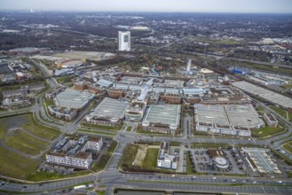 Aerial view, CentrO Oberhausen shopping centre, renovation work on the covered gasometer, Borbeck,