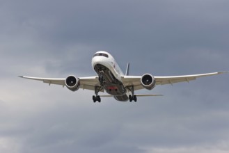 Passenger plane on landing approach, Montreal, Province of Quebec, Canada