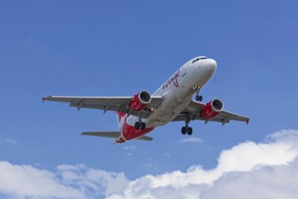 Passenger plane on landing approach, Montreal, Province of Quebec, Canada