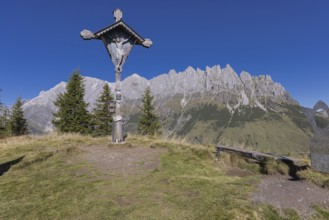 Landscape panorama, Hochkönig, mountains, Salzburg, autumn, Hochkeil, summit cross