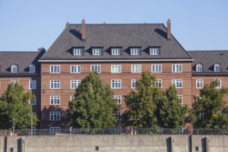 Old brick residential building, Veddel, Hamburg, Germany
