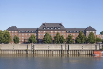 Old brick residential building, Veddel, Hamburg, Germany