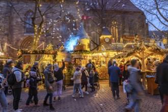 Göttingen Christmas Market at dusk, Göttingen, Lower Saxony, Germany