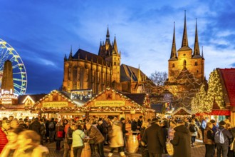 Christmas market in front of Erfurt Cathedral and the Severi Church on Cathedral Square in the
